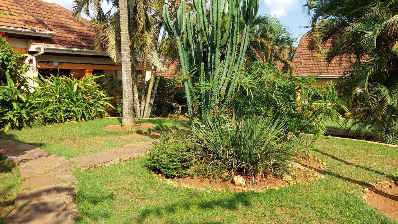 Keelan Ace Villas Kampala Eksteriør bilde