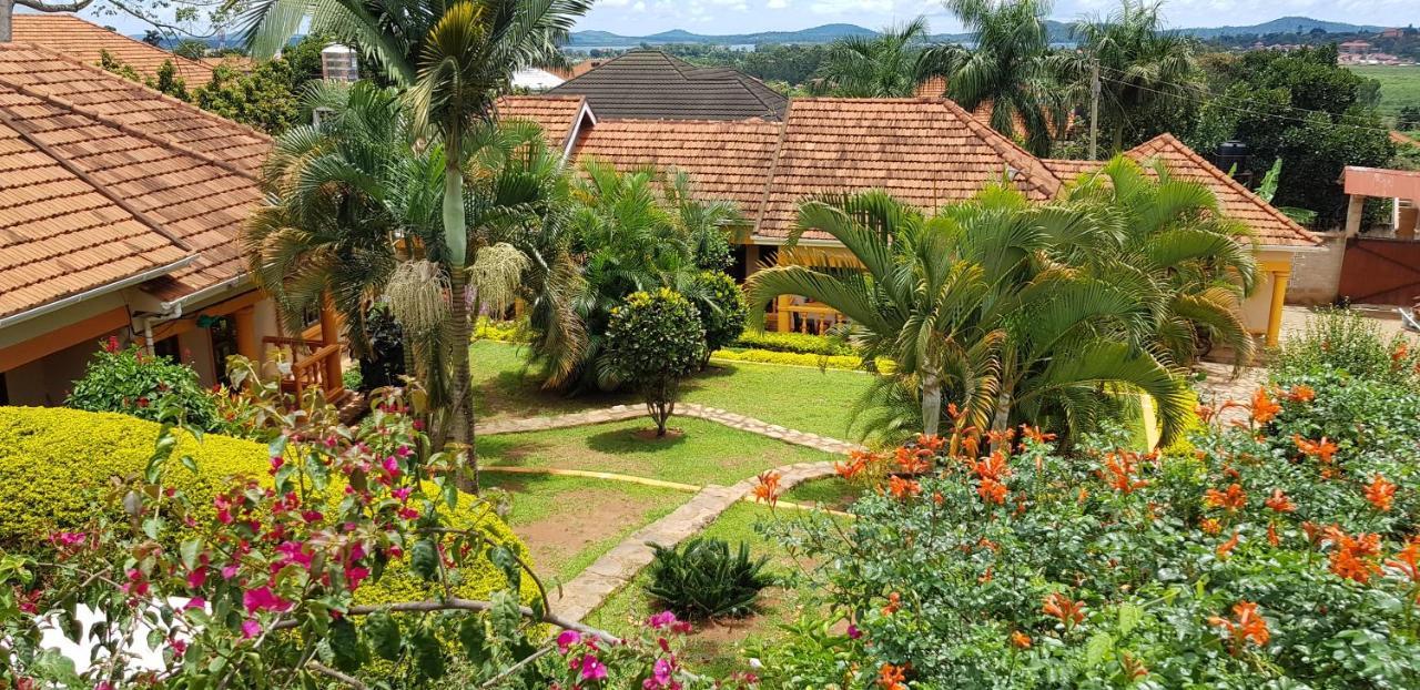 Keelan Ace Villas Kampala Eksteriør bilde