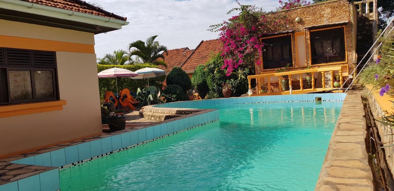 Keelan Ace Villas Kampala Eksteriør bilde