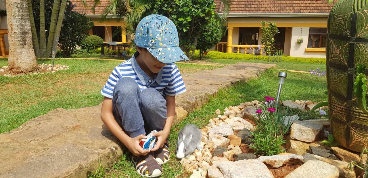 Keelan Ace Villas Kampala Eksteriør bilde